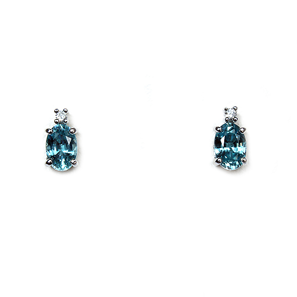14k White Gold Blue Zircon And Diamond Stud Earrings 600 11934