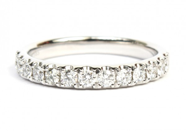 14K WHITE GOLD DIAMOND BAND