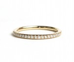 14K YELLOW GOLD DIAMOND BAND