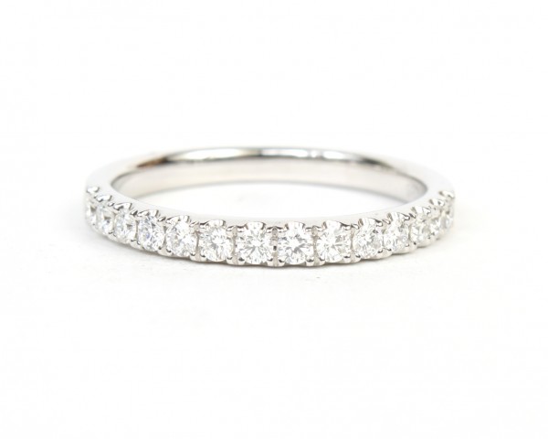 14K WHITE GOLD DIAMOND  BAND