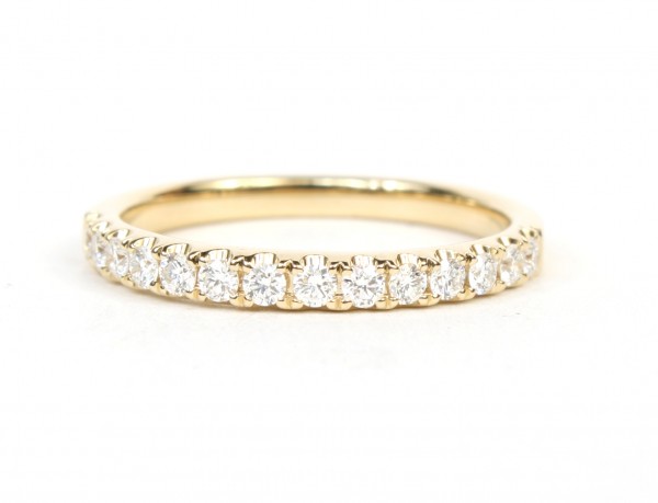 14K YELLOW GOLD DIAMOND BAND
