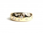 14K YELLOW GOLD SCATTERED DIAMOND BAND