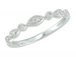 14K WHITE GOLD DIAMOND RING