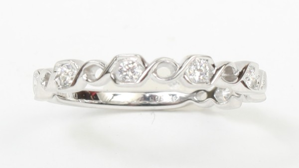 14K White Gold .17Ctw Diamond Stackable Band (7 Diamonds)