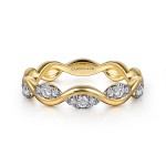 14K YELLOW GOLD TWISTED DIAMOND STACKABLE RING .20ctw