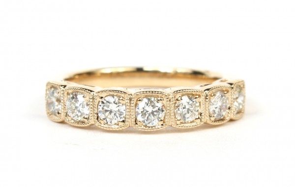 14K YELLOW GOLD ROUND DIAMOND BAND WITH CUSHION MILGRAIN FRAMES