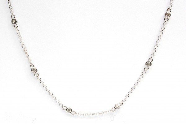 14K WHITE GOLD DIAMOND STATION NECKLACE