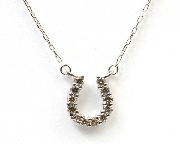18K WHITE GOLD DIAMOND HORSESHOE PENDANT .10CTW