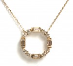 14K YELLOW GOLD DIAMOND CIRCLE PENDANT
