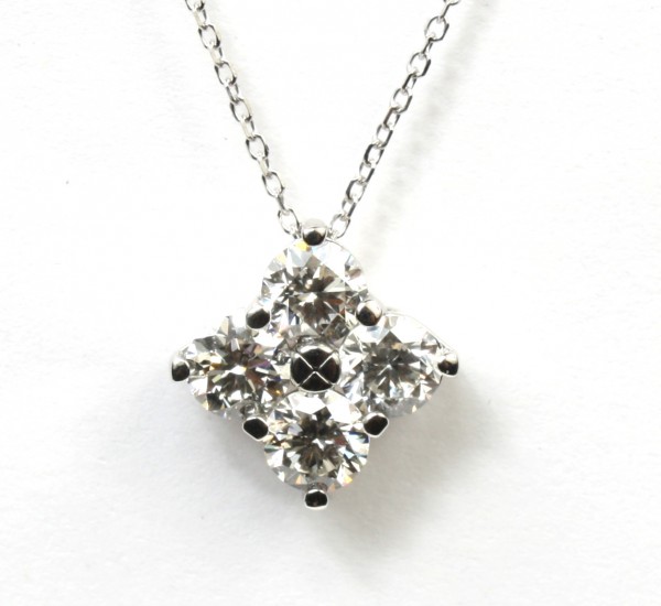 PLATINUM & 14K WHITE GOLD DIAMOND PENDANT