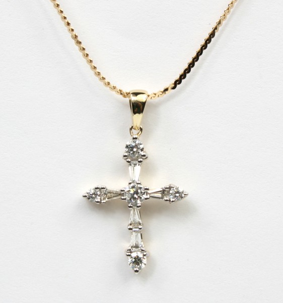 14K YELLOW GOLD DIAMOND CROSS NECKLACE
