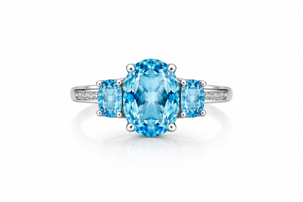 14K WHITE GOLD DIAMOND AND BLUE TOPAZ RING