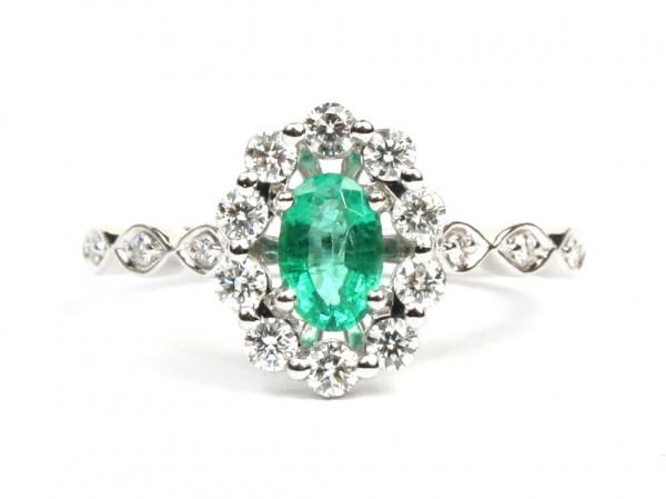 14K WHITE GOLD DIAMOND AND EMERALD RING