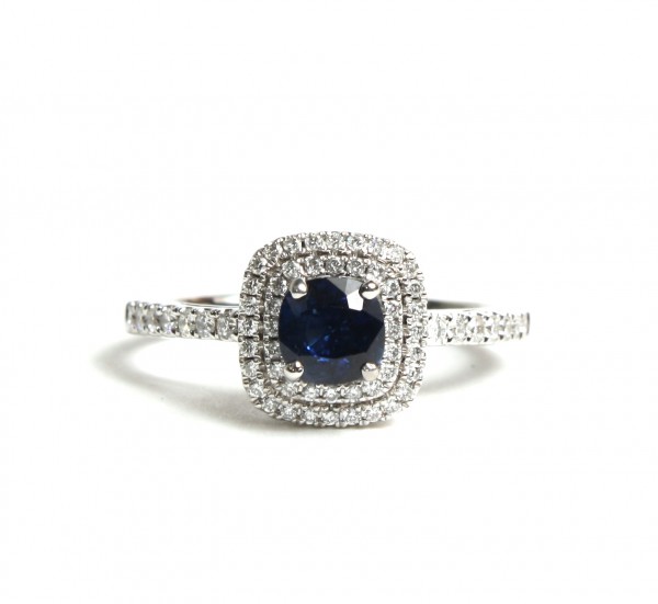 14K WHITE GOLD DIAMOND AND SAPPHIRE RING