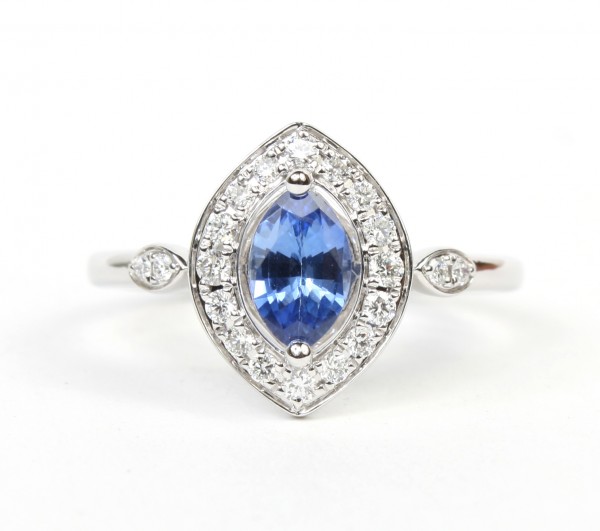 14K WHITE GOLD DIAMOND AND SAPPHIRE RING