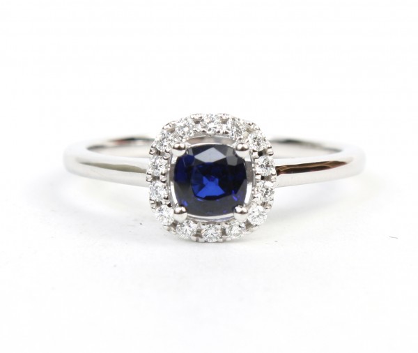 14K WHITE GOLD DIAMOND AND SAPPHIRE RING