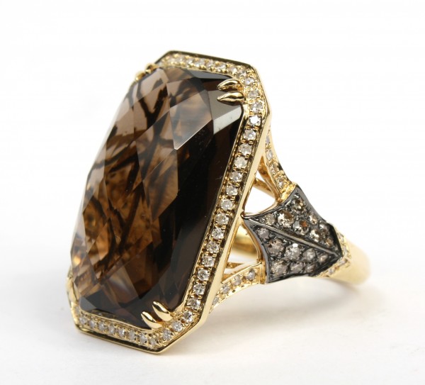 14K YELLOW GOLD DIAMOND AND BROWN SMOKY QUARTZ RING