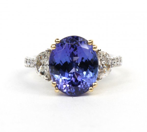 14K TWO TONE DIAMOND & TANZANITE RING