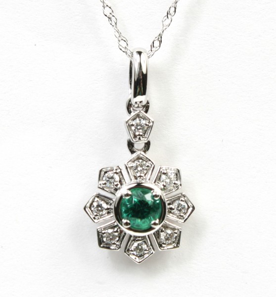 14K WHITE GOLD DIAMOND & EMERALD STARBURST PENDANT
