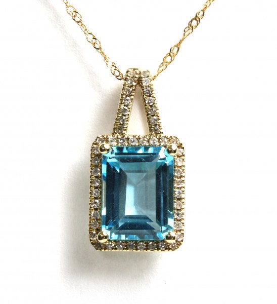 14K YELLOW GOLD DIAMOND AND BLUE TOPAZ PENDANT