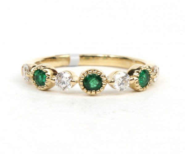14K YELLOW GOLD DIAMOND & EMERALD BAND