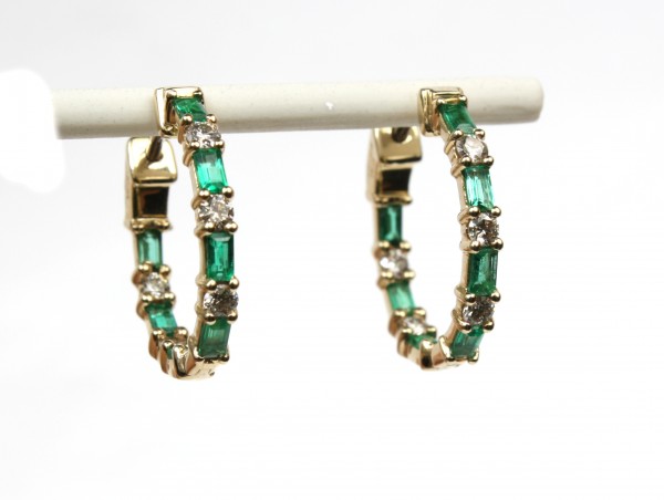14K YELLOW GOLD DIAMOND & EMERALD HOOP EARRINGS