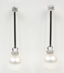 18K WHITE GOLD DIAMOND & PEARL DROP EARRINGS