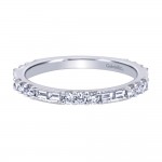 14K WHITE GOLD ROUND AND BAGUETTE DIAMOND BAND