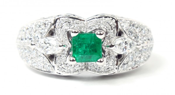 14K Whit Gold Princess Cut Emerald And Diamond Ring