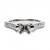 18K White Gold Diamond Semi-Mount Engagement Ring