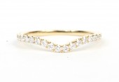 14K YELLOW GOLD DIAMOND CURVE BAND