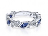 14K WHITE GOLD DIAMOND AND SAPPHIRE BAND