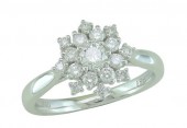 14K WHITE GOLD DIAMOND CLUSTER RING