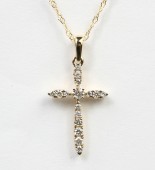 14K YELLOW GOLD DIAMOND CROSS PENDANT