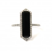 14K WHITE GOLD DIAMOND AND BLACK AGATE RING