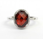 14K WHITE GOLD DIAMOND AND GARNET RING