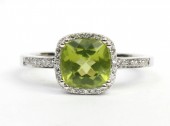 14K WHITE GOLD DIAMOND AND PERIDOT RING