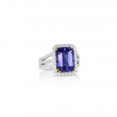 18K WHITE AND YELLOW GOLD EMERALD CUT TANZANITE AND DIAMOND RING