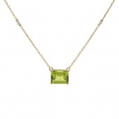 10K YELLOW GOLD DIAMOND AND PERIDOT PENDANT