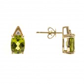 10K YELLOW GOLD DIAMOND AND PERIDOT EARRINGS