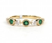 14K YELLOW GOLD DIAMOND & EMERALD BAND