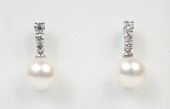 18K WHITE GOLD DIAMOND & PEARL EARRINGS